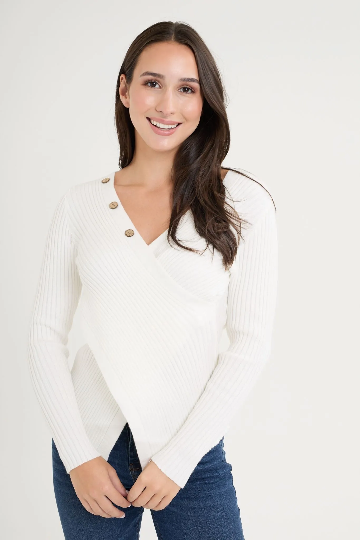 2-tone V-neck knit