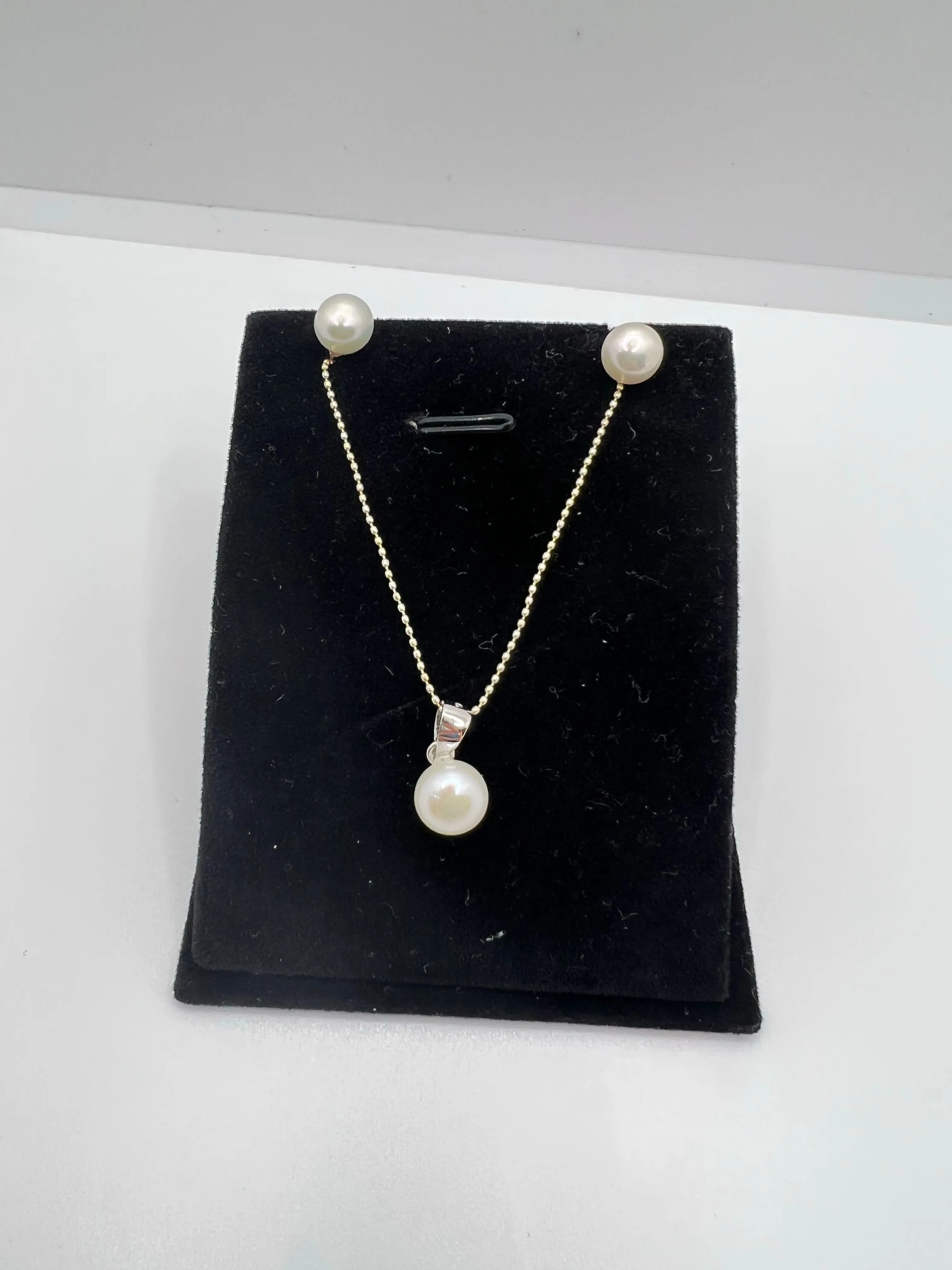 925 Sterling Silver pearl Set