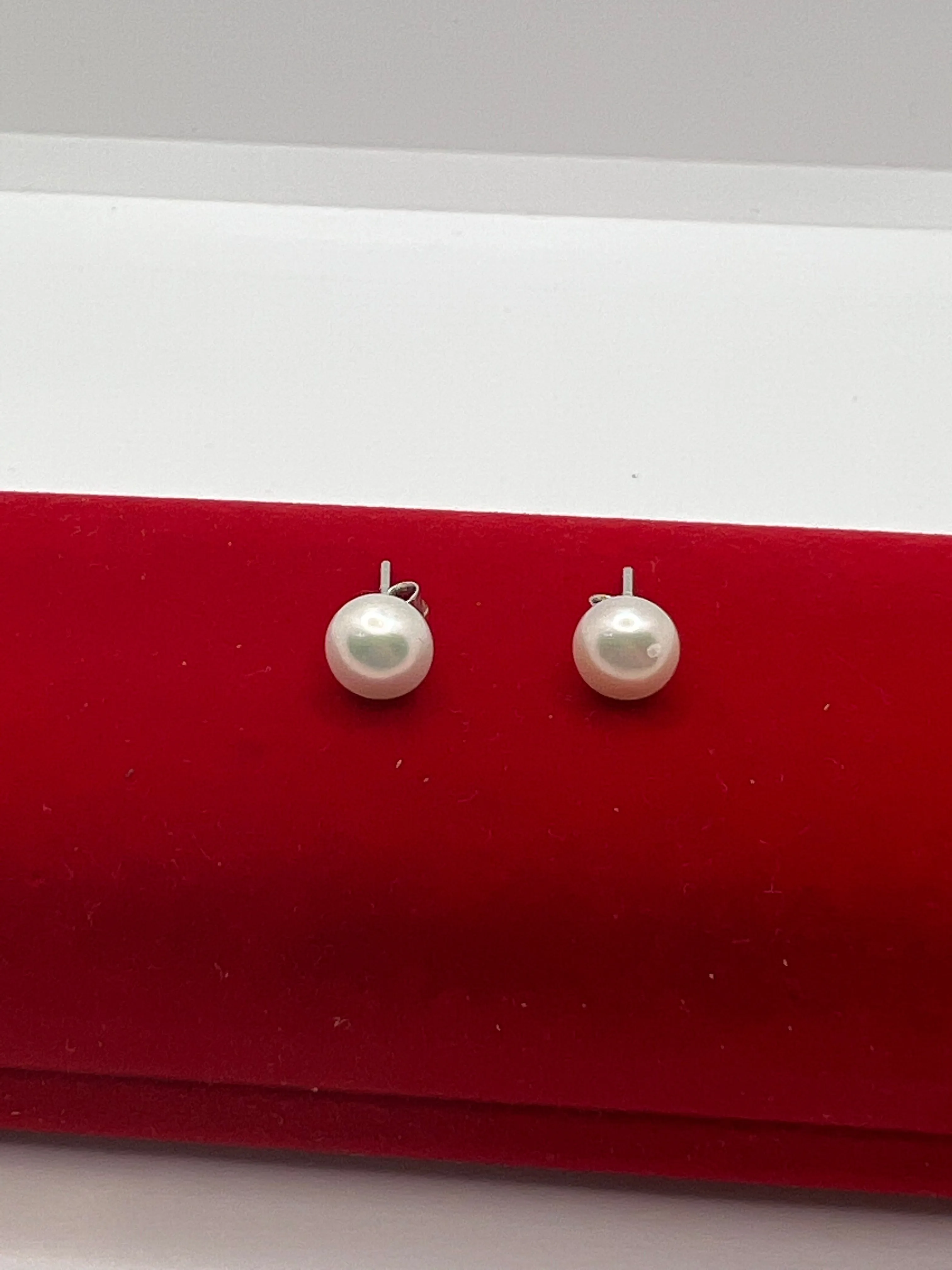 925 Sterling Silver pearl Set