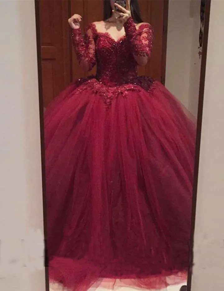 Burgundy Lace Appliques Long Sleeves Tulle Ball Gowns Prom Dresses