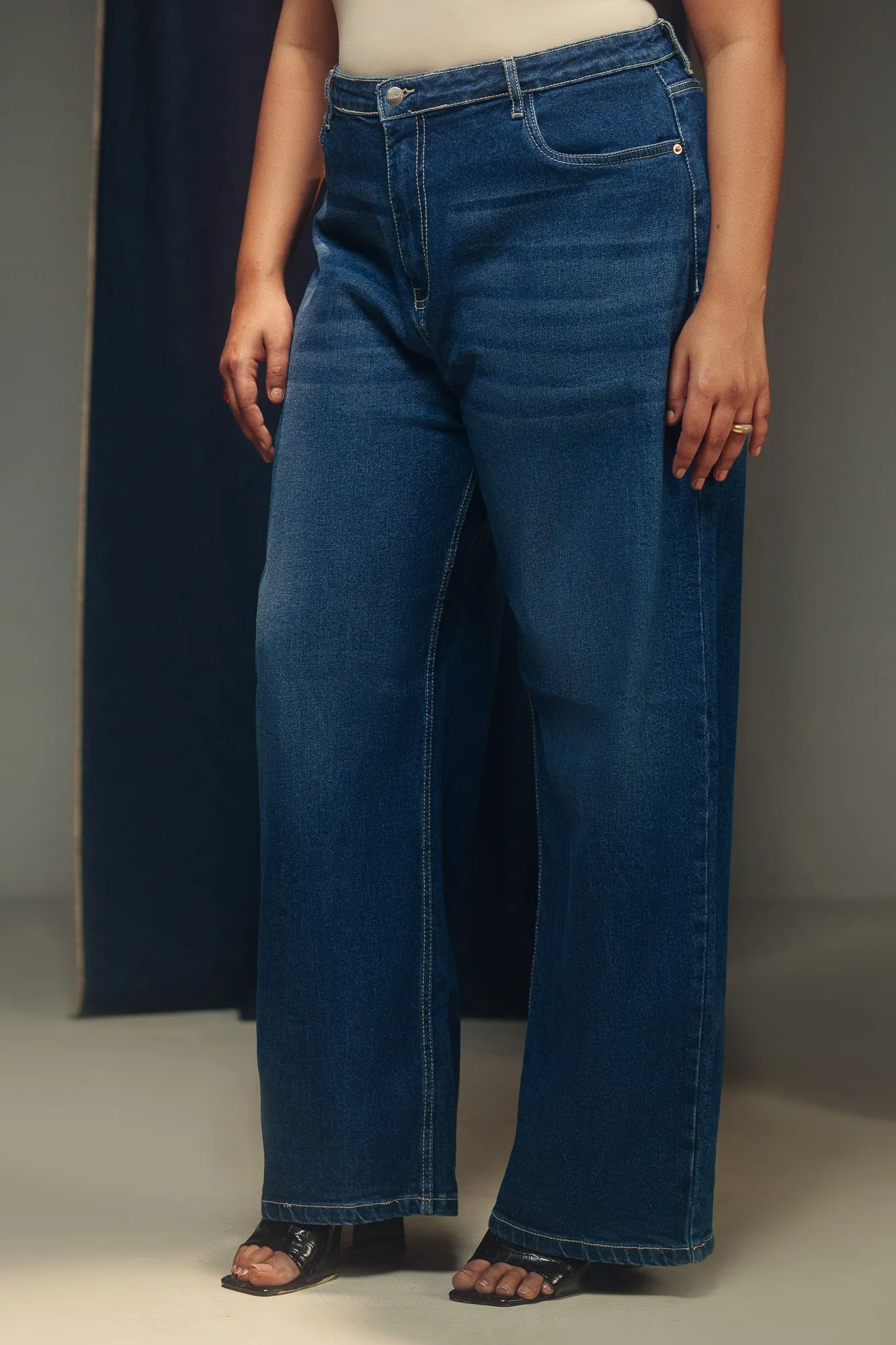 Classic Indie Straight Jeans