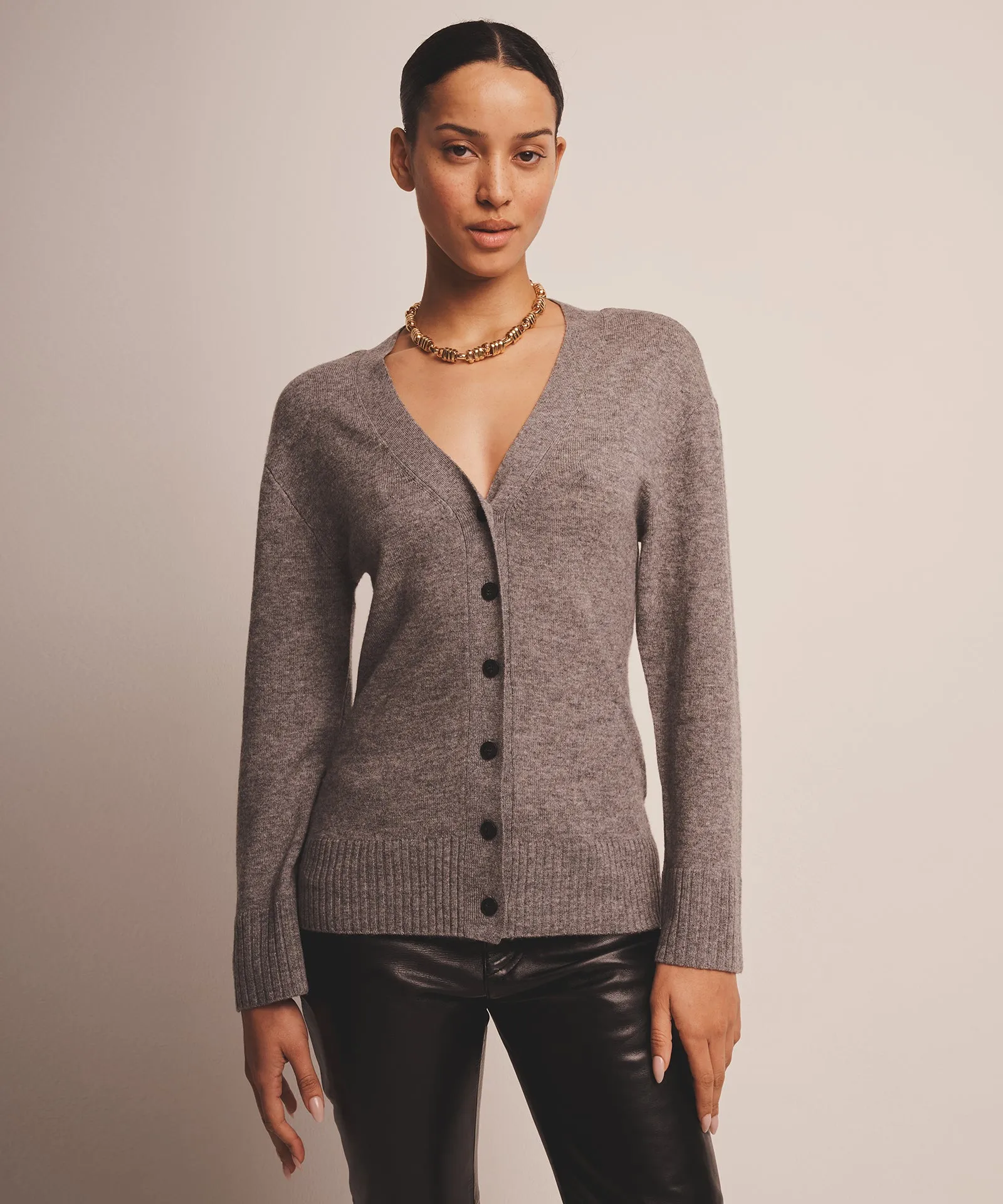 Signature Cashmere Fitted Cardigan